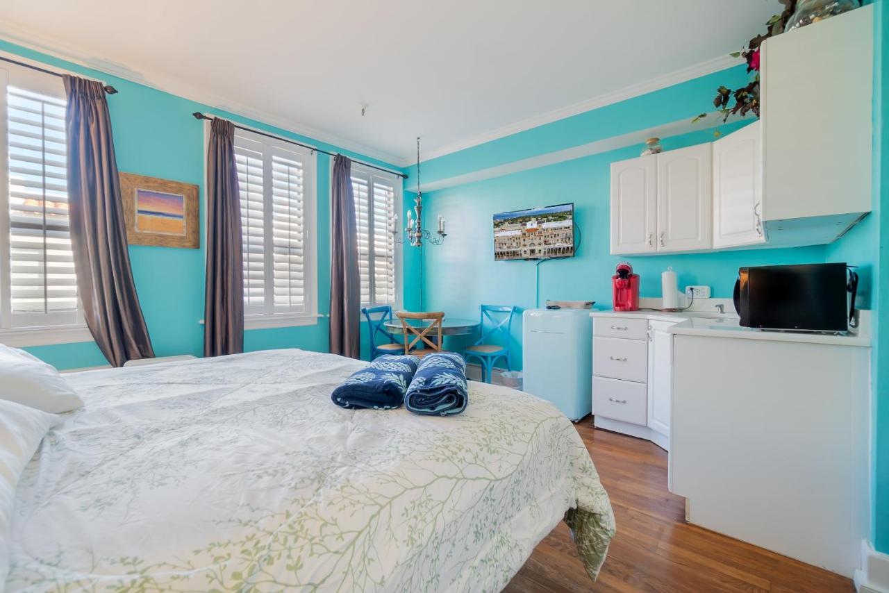 Palm Beach Island Condominiums מראה חיצוני תמונה
