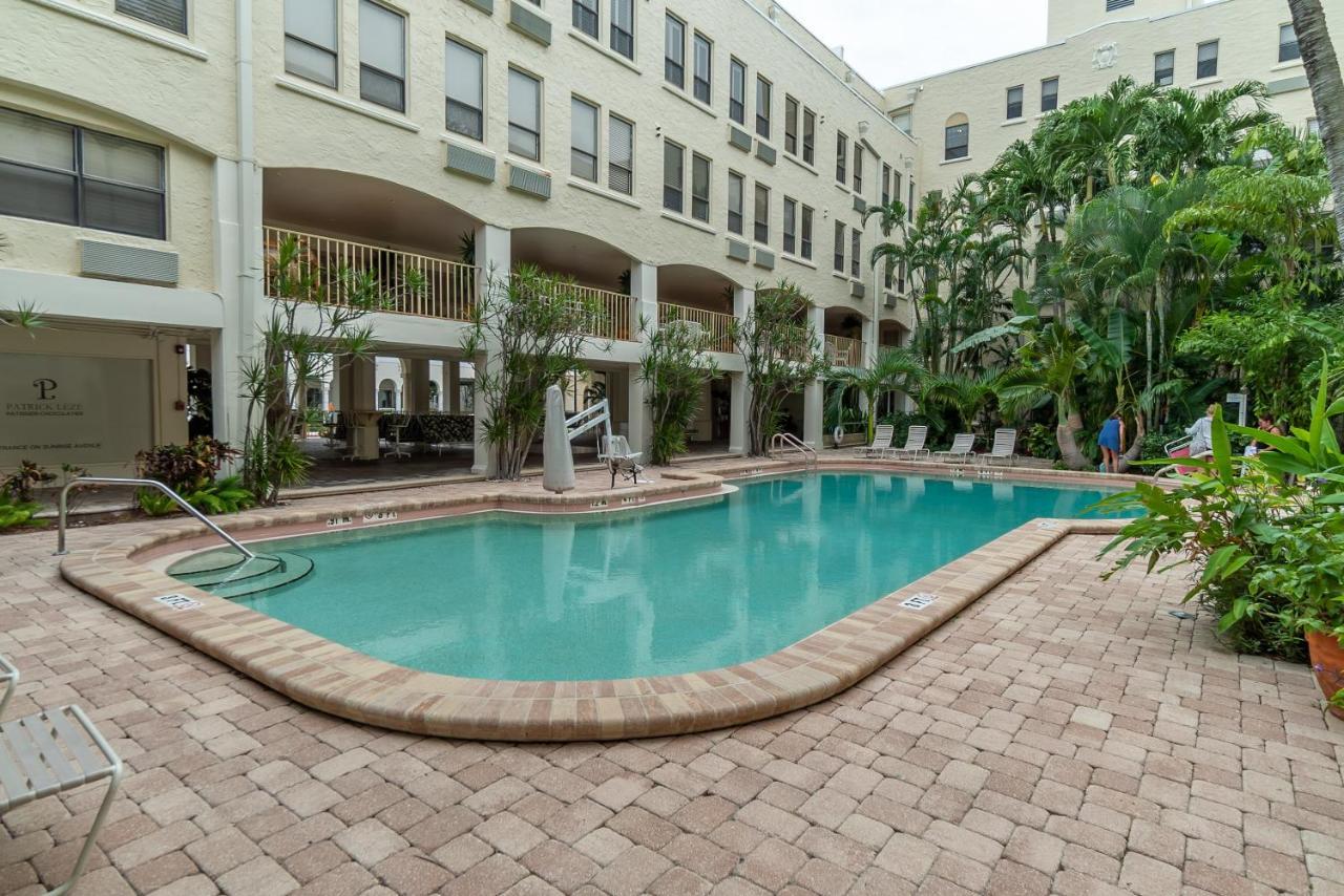 Palm Beach Island Condominiums מראה חיצוני תמונה